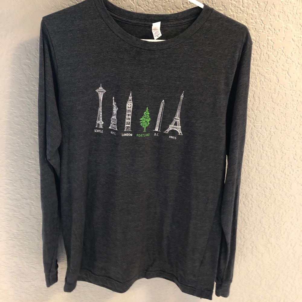 City long sleeve shirt